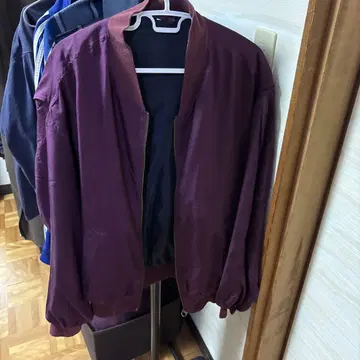 구제 의류 크림슨 실크 자켓 ma-1