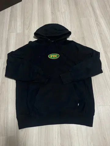 FTC 로고 블랙 후드티