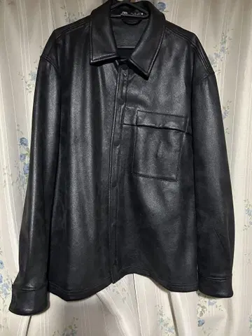 zara 페이크 가죽 자켓