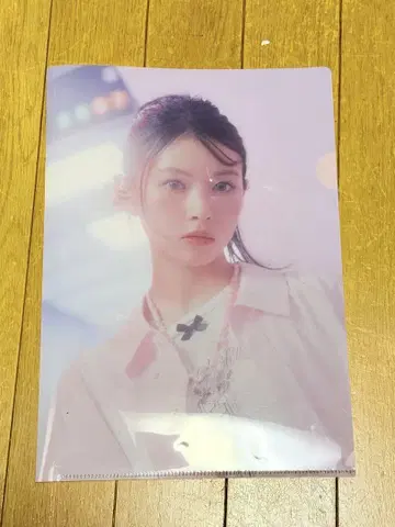 ILLIT(아이릿) 모카 클리어 파일