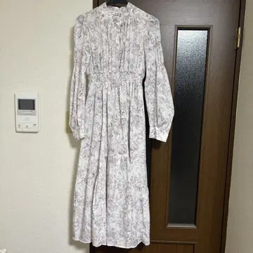 릴리안 캐럿 꽃무늬 원피스
