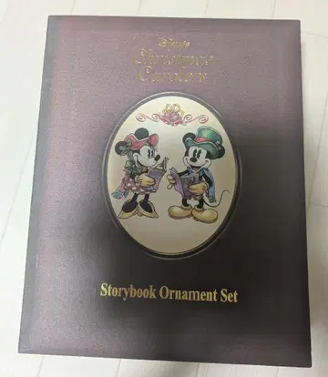 Disney 스토리북 오너먼트 세트