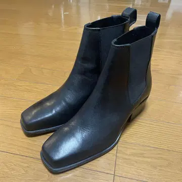 ZARA 부츠