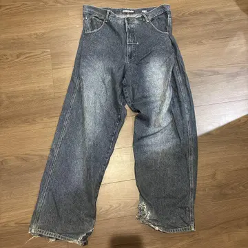 pellepelle 데미지 데님 팬츠 허리 40