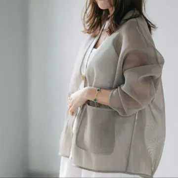 pois 포와 double mesh Cardigan 베이지