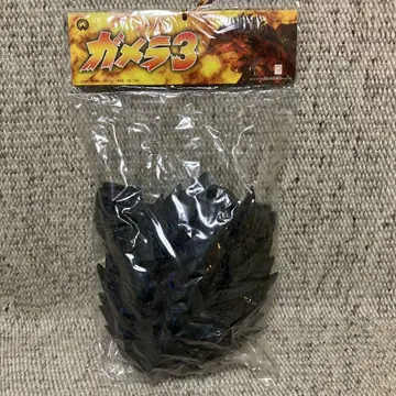 가메라 3 괴수 피규어 블랙