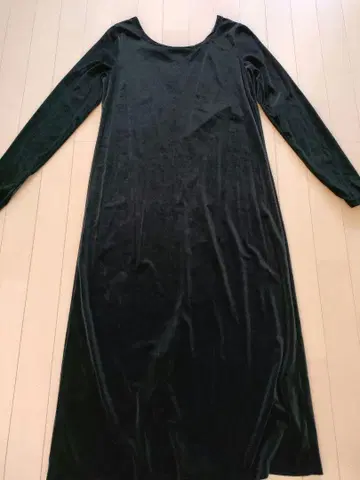 미사용 새상품 블랙 벨벳 롱 원피스