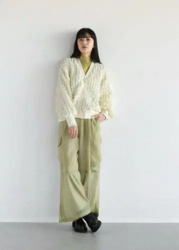 새상품 야마다야 라디에이트 시어 소재 와이드 팬츠 9호