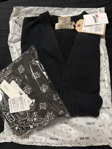 시타 백 REMI RELIEFBANDANA 가디건