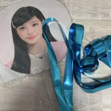 ILLIT glitterday 이로하 부채 은색 테이프 x 5 증정