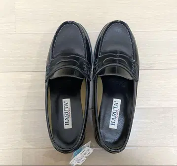 HARUTA 블랙 로퍼 23EE