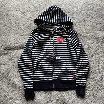 [ USED ] CLUCT 보더 지퍼 후드티 M