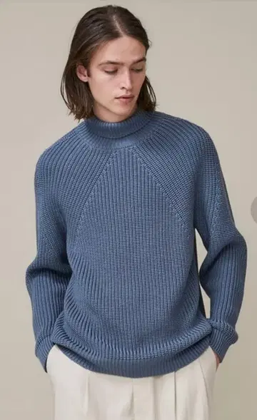 BTONER 바토너 SIGNATURE TURTLE NECK