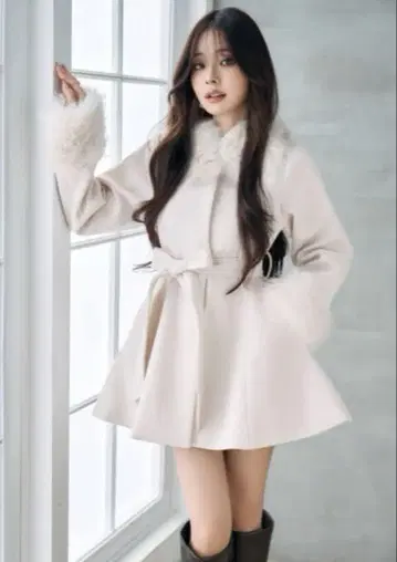 그레일 퍼 티펫 & 리본 벨트 포함 플레어 코트