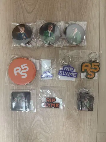 RIP SLYME 배지와 키링 세트