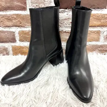 새상품급 ZARA 자라 블랙 사이드 고어 부츠 통굽 단종 와이드 힐