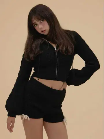 Milk ribbon knit set up AM1511