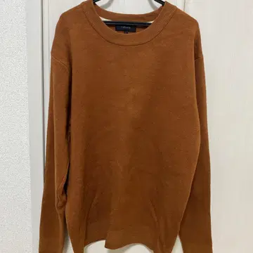 브라운 크루넥 니트