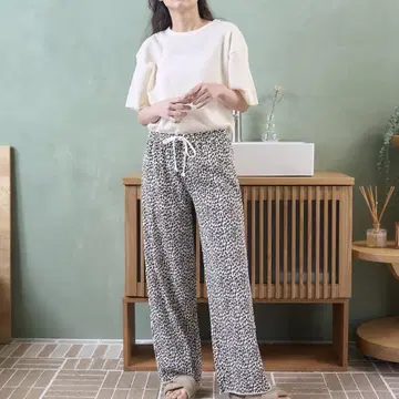 FRUIT OF THE LOOM 레오파드 팬츠 룸 세트 M 사이즈