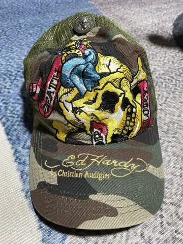 Ed Hardy 카모플라쥬 캡 스컬 자수