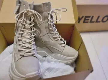 YELLO 베이지 하이컷 부츠 SOY SHORT BOOTS
