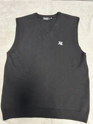 XLARGE 블랙 V넥 베스트 XL