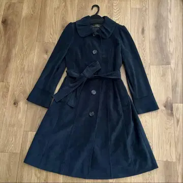 미사용에 가까운 레리안 Leilian 롱 코트 벨트 리본 포함