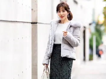 질스튜어트 그레이 퍼 포함 다운 자켓 다나카 미나미