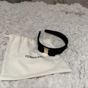 Ferragamo 머리띠