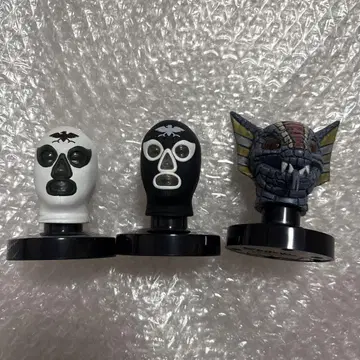 라이더 마스크 컬렉션 쇼커 전투원 가라가란다 발광 받침대 마스크 컬렉션