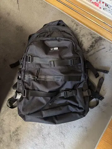 NEWERA 백팩 (블랙) 35L