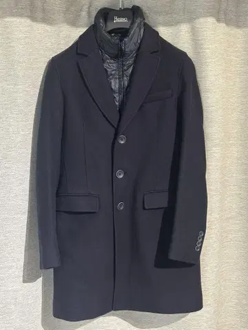 Herno 네이비 체스터 코트 44
