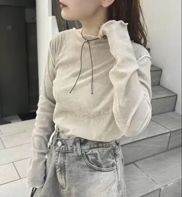 [ 미사용 새상품 ] 택 포함 mystic 벨로아 메로우 TOPS 베이지