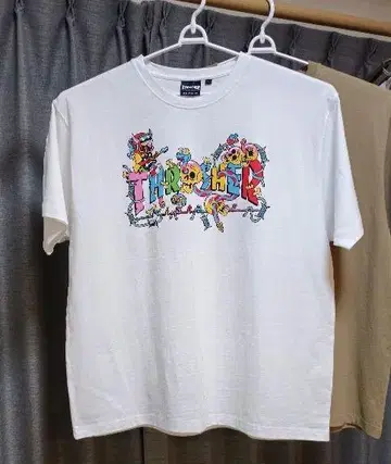THRASHER 컬러풀 스컬 T셔츠 4L