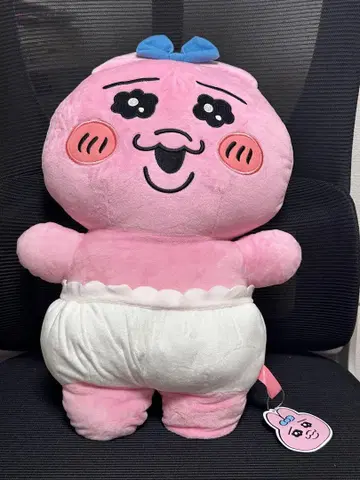 핑크 봉제 인형 화이트 팬츠