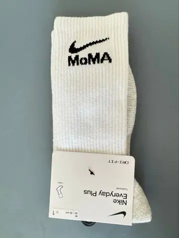 NIKE MoMA 에브리데이 삭스 미사용 새상품 M size