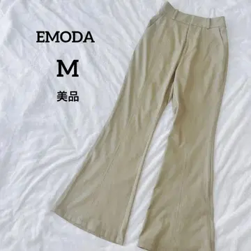 새상품급 EMODA 에모다 카키 베이지 부츠컷 팬츠 롱 모드