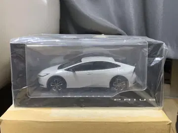 도요타 프리우스 펄 화이트