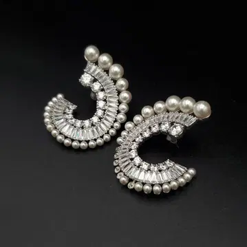 Swarovski 귀걸이 크리스탈 펄 아리아나 그랑 콜라보