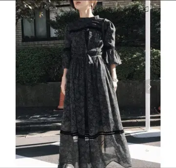 아메리 빈티지 AMERI 멜리사 슬렌더 드레스 도트 롱 원피스