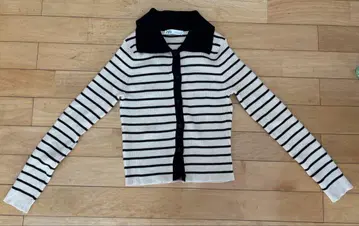 ZARA 스트라이프 니트탑
