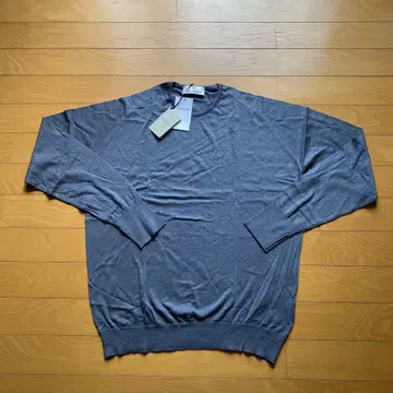 UE x JOHN SMEDLEY