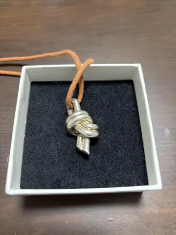 LIDNM 실버 목걸이