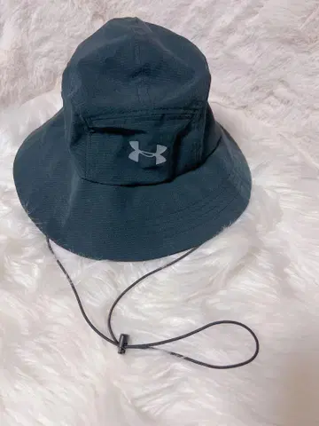 언더아머 버킷햇