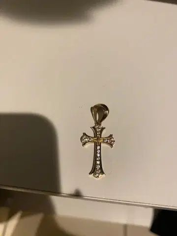 AVALANCHE 10k 크로스 목걸이