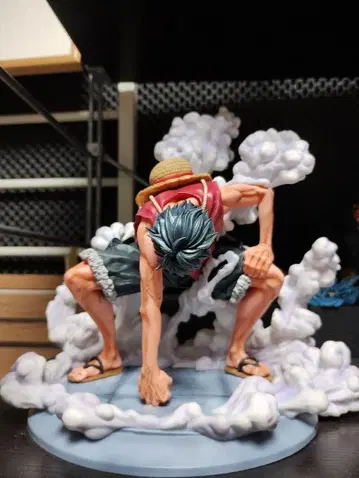 원피스 루피 피규어 리페인트