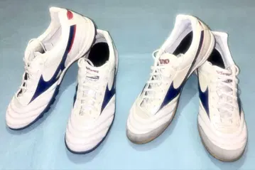 MIZUNO 미즈노 모레리아 살라 트레이닝 슈즈 2켤레
