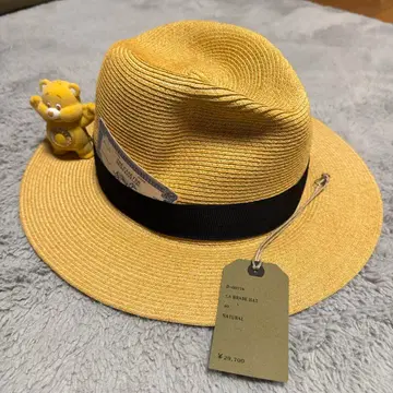 몇 시간만 착용한 새상품급 캉캉 모자