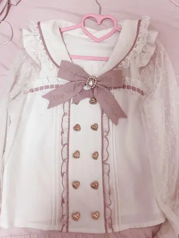 LIZLISA 더블 하트 세일러 블라우스