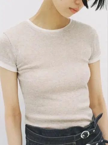 [ 미사용 새상품 ] 더블 레이어드 디자인 T셔츠 BEG ZARA